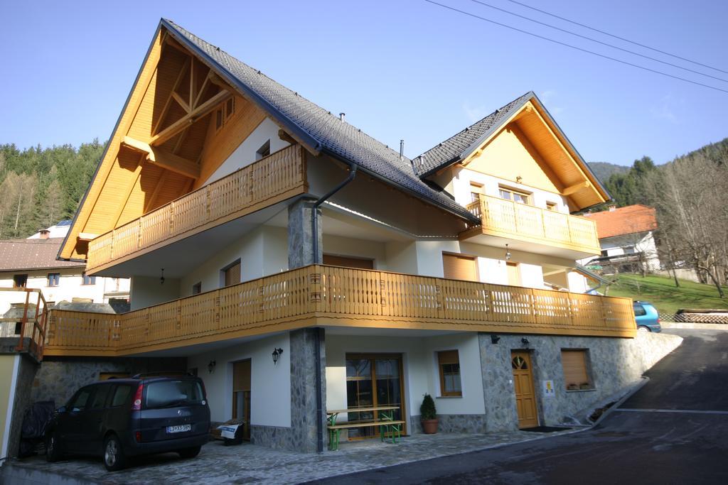 Apartment Karmen Ratece Bagian luar foto